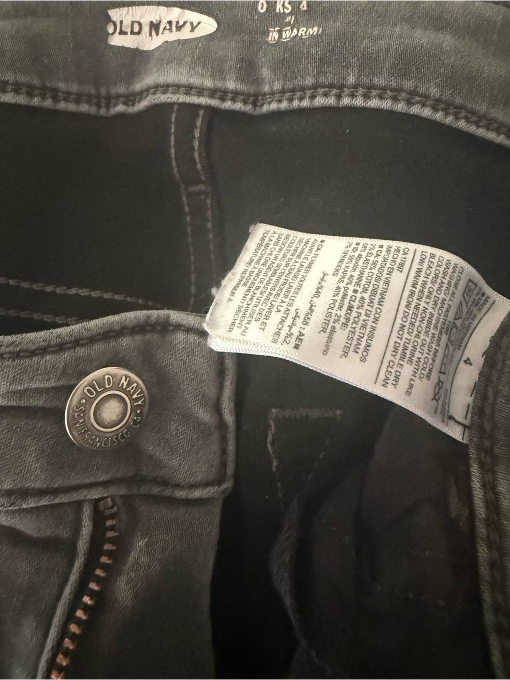 Old Navy Black Rockstar Built in Warm Jeans – 4 - Picture 3 of 9